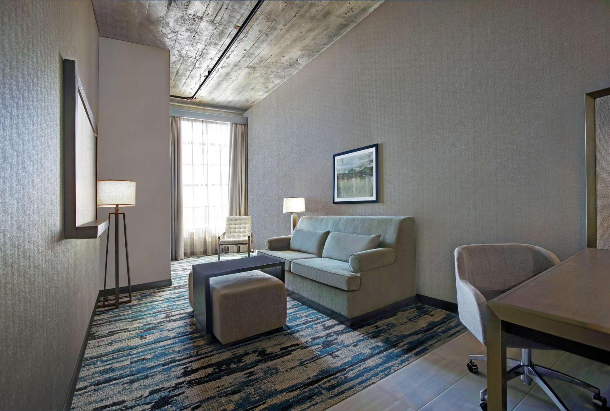 Embassy Suites By Hilton Rockford Riverfront Экстерьер фото
