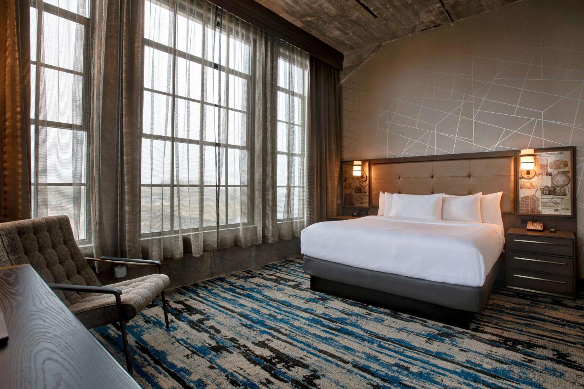 Embassy Suites By Hilton Rockford Riverfront Экстерьер фото